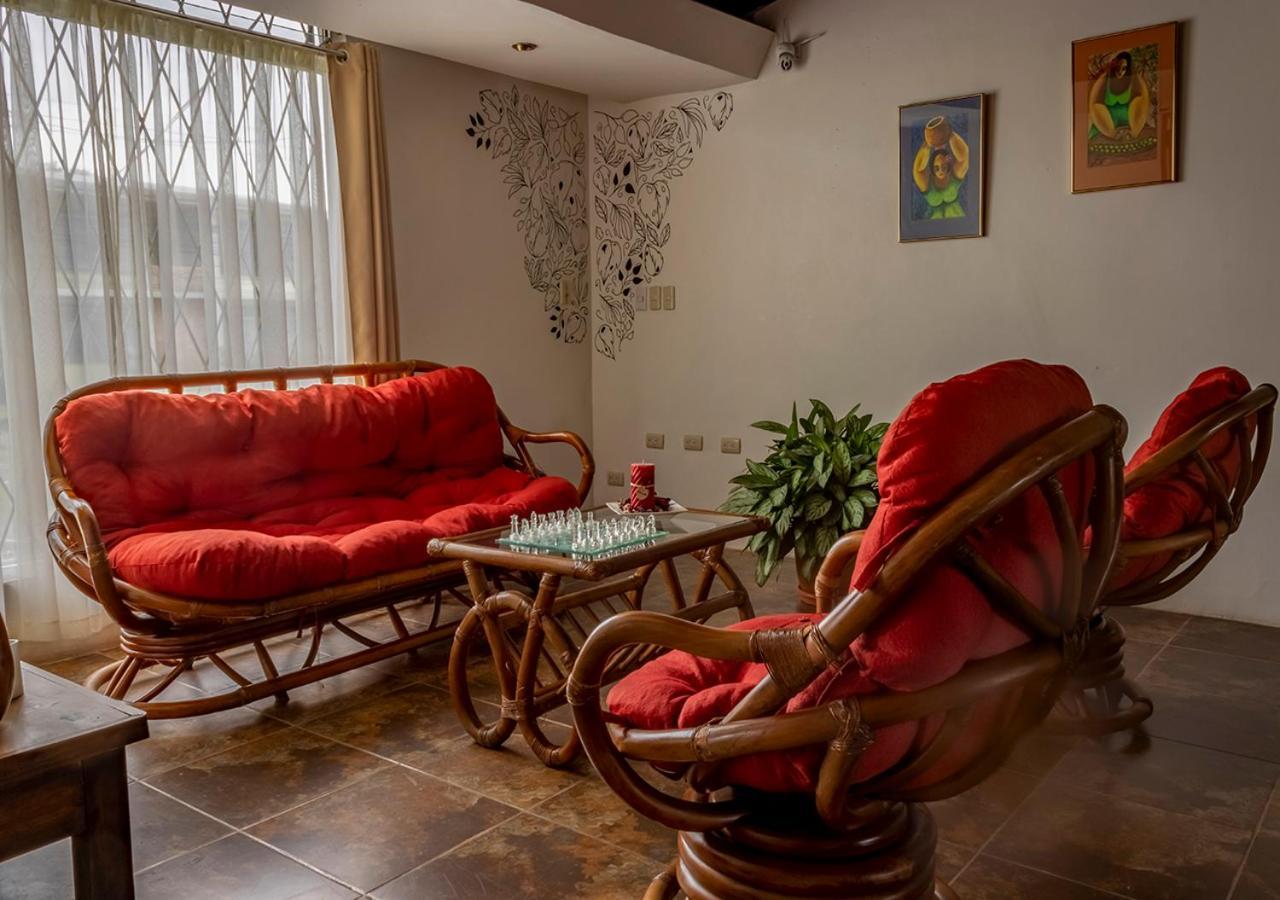 Eco Stay Hostel Сан-Хосе Экстерьер фото